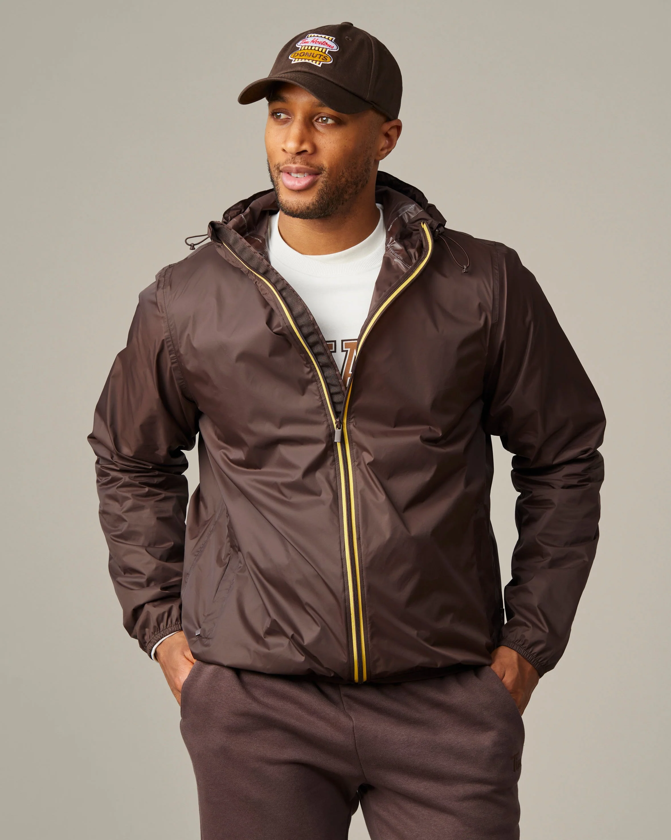 Retro Logo Unisex Packable Jacket - Espresso - Image 2